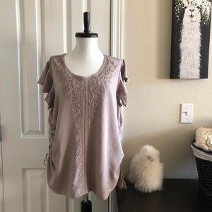 Time & Tru Embroidered Top (2X)